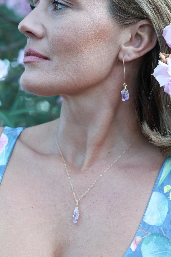 Flow Yoga Wear Jewellery Rose Quartz Dainty Necklace 5 Flow Yoga Wear Jewellery Rose Quartz Dainty Necklace