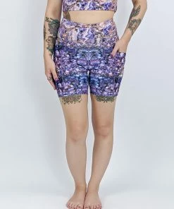 Flow Yoga Wear Amethyst Pocket Shortie ❅ WINTER SALE ❅