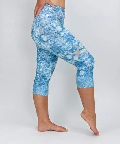 Flow Yoga Wear Aquamarine Pure Capri Legging Pure Capri Leggings