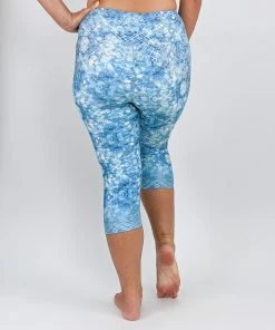 Flow Yoga Wear Aquamarine Pure Capri Legging Pure Capri Leggings