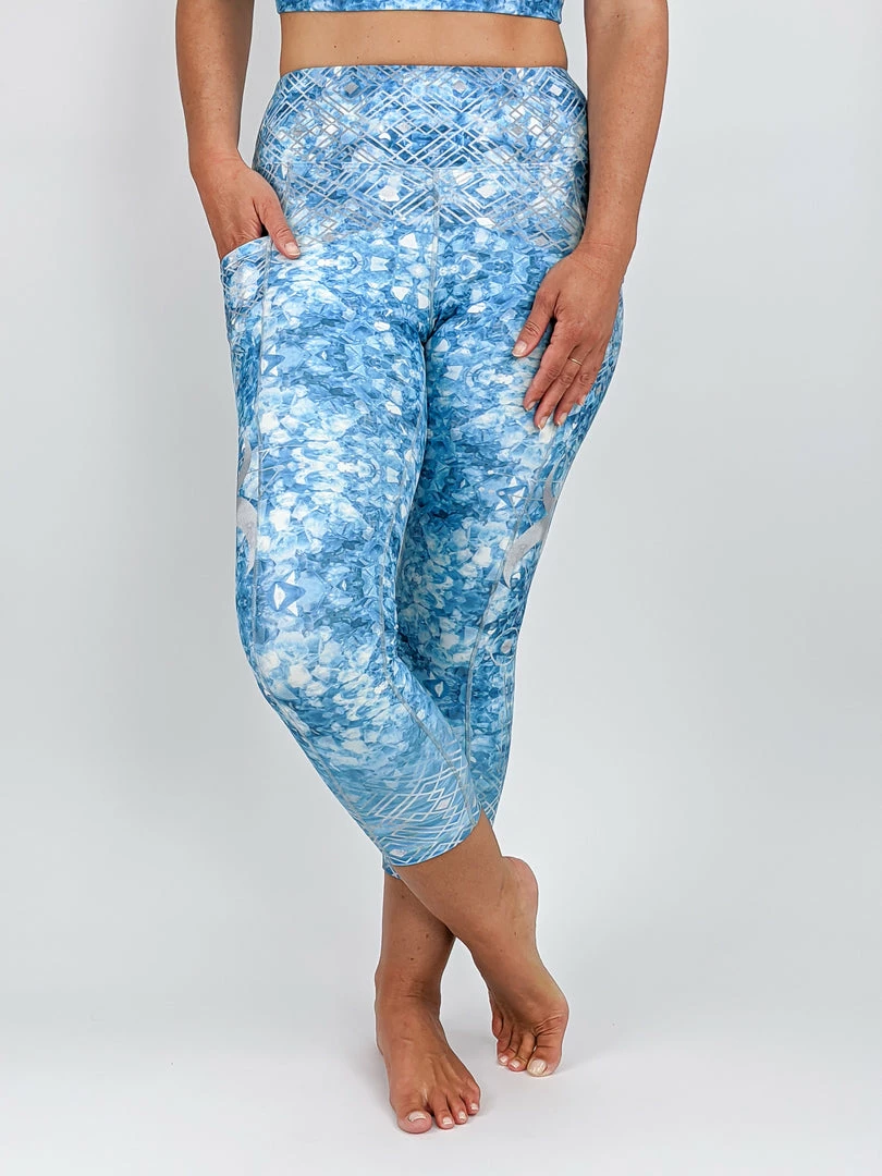 Flow Yoga Wear Aquamarine Pocket 7/8th Legging XXS ❅ WINTER SALE ❅ 3 Flow Yoga Wear Aquamarine Pocket 7/8th Legging XXS ❅ WINTER SALE ❅