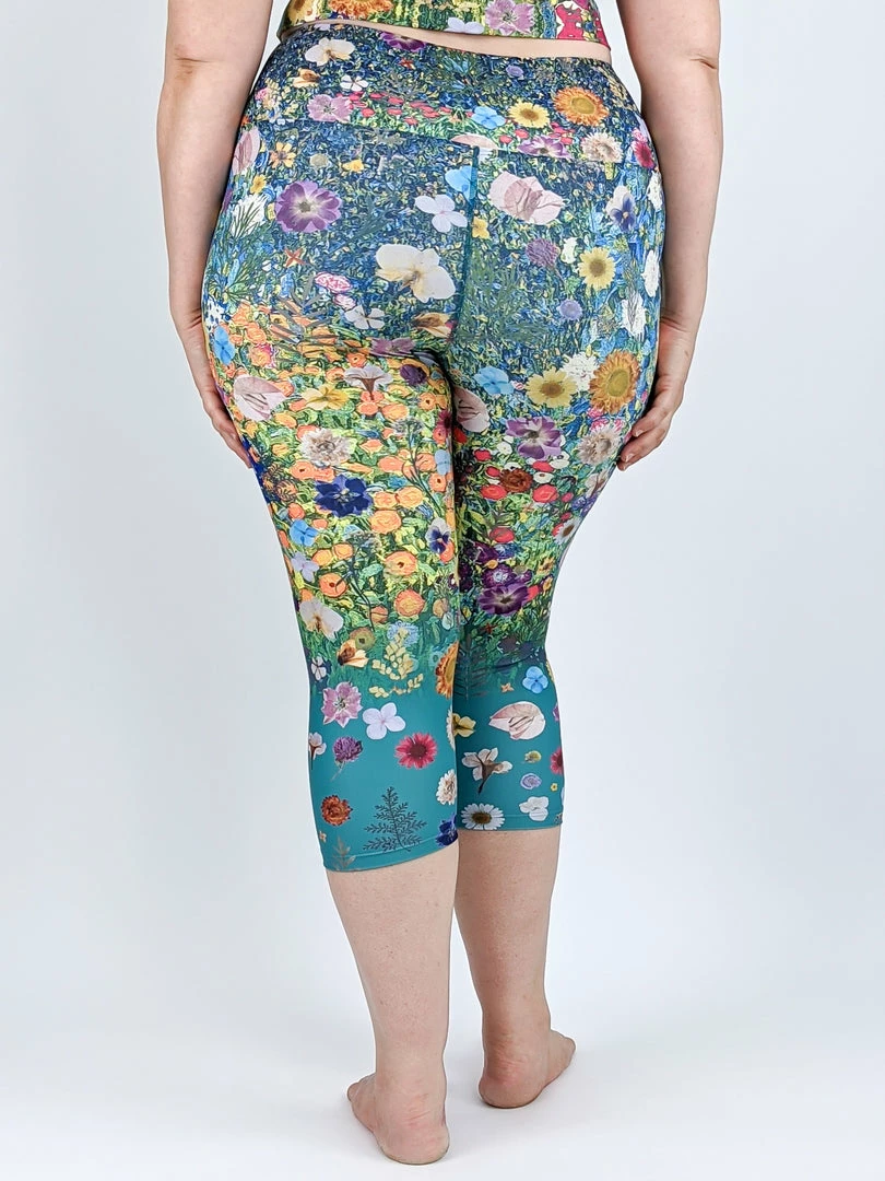 Flow Yoga Wear Pure Capri Leggings Artists Garden Pure Capri Legging 5 Flow Yoga Wear Pure Capri Leggings Artists Garden Pure Capri Legging