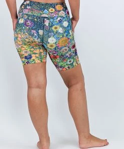 Flow Yoga Wear Artists Garden Pocket Shortie ❅ WINTER SALE ❅