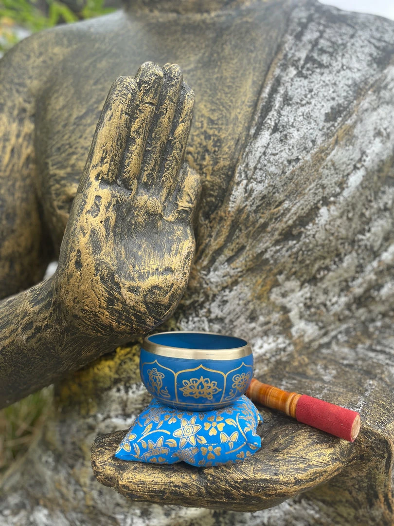 Flow Yoga Wear Tibetan Singing Bowl Throat Chakra 3 Flow Yoga Wear Tibetan Singing Bowl Throat Chakra