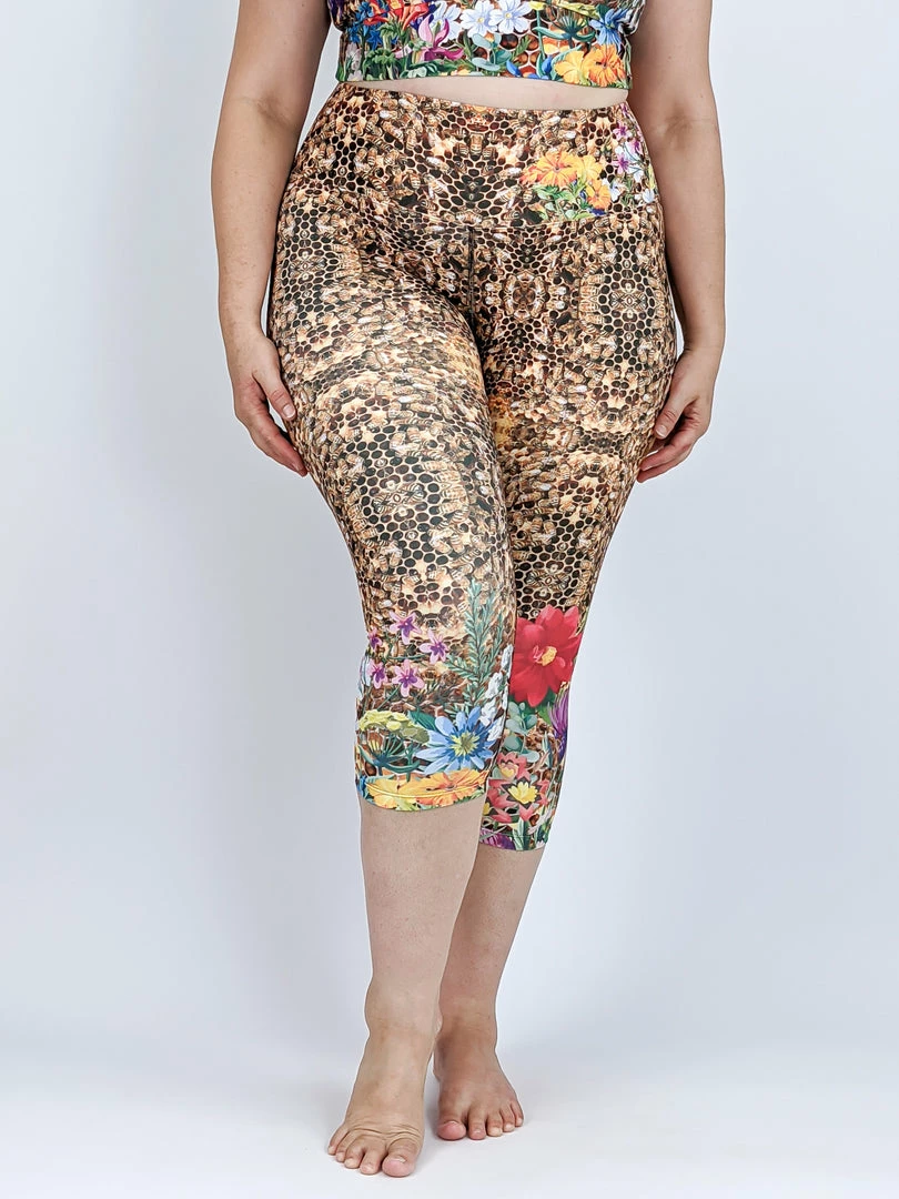 Flow Yoga Wear Bees Knees Pure Capri Legging XXS,XS, L-3XL ❅ WINTER SALE ❅ 3 Flow Yoga Wear Bees Knees Pure Capri Legging XXS,XS, L-3XL ❅ WINTER SALE ❅