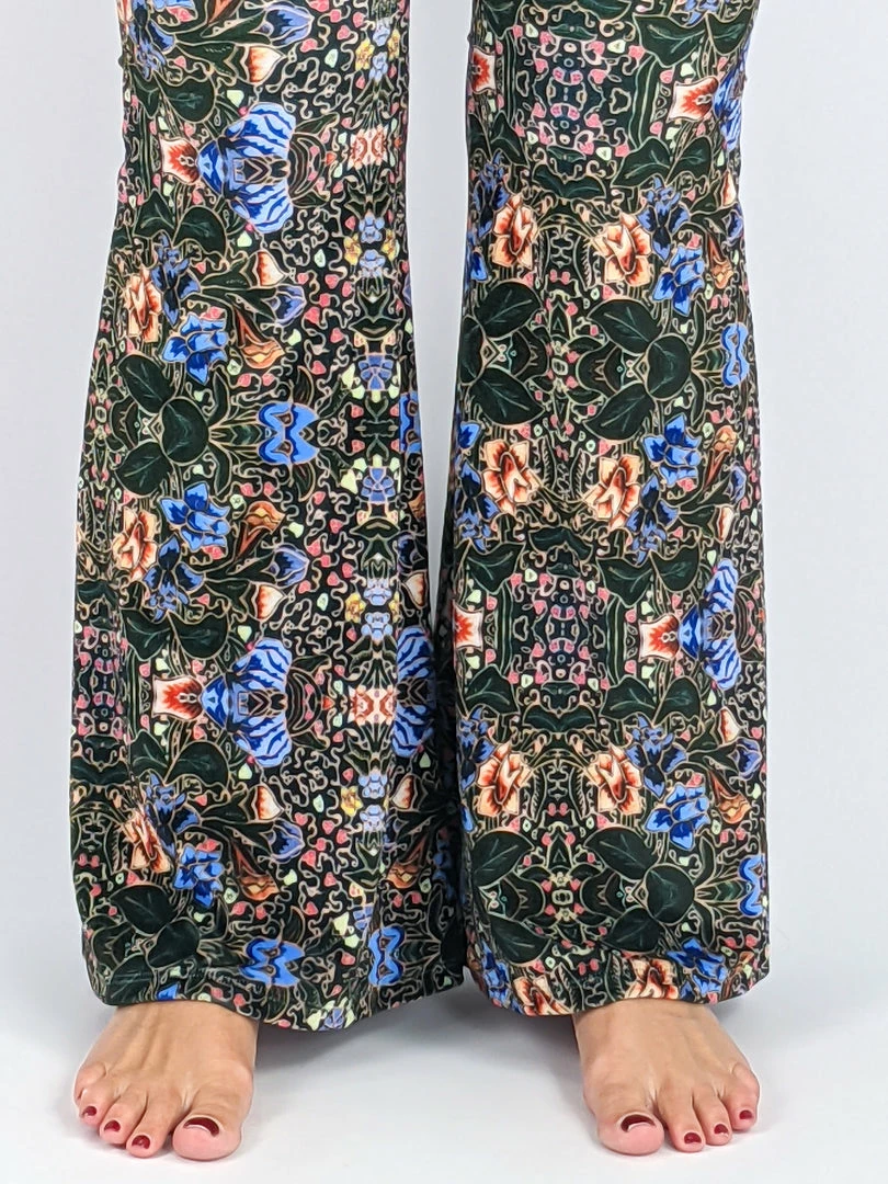 Flow Yoga Wear Flares Boho Velvet Flare 6 Flow Yoga Wear Flares Boho Velvet Flare