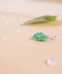 Flow Yoga Wear Jewellery Chrysoprase Dainty Necklace 11 Flow Yoga Wear Jewellery Chrysoprase Dainty Necklace