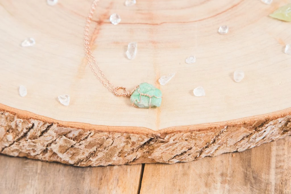 Flow Yoga Wear Jewellery Chrysoprase Dainty Necklace 5 Flow Yoga Wear Jewellery Chrysoprase Dainty Necklace