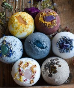 Flow Yoga Wear Rose Geranium & Rose Quartz Crystal Bath Bomb 7 Flow Yoga Wear Rose Geranium & Rose Quartz Crystal Bath Bomb