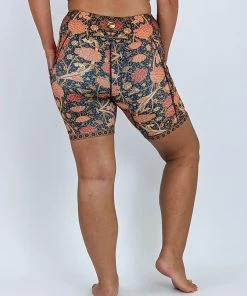 Flow Yoga Wear Dynasty Pocket Shortie