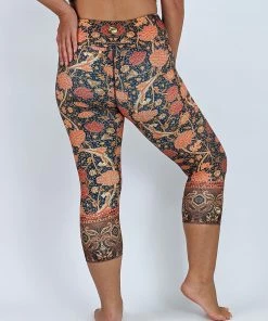 Flow Yoga Wear Dynasty Pure Capri Legging Pure Capri Leggings