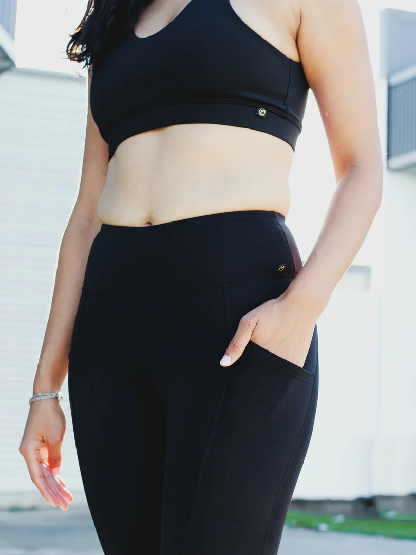 Flow Yoga Wear Midnight Black Compression Pocket Full Legging ❅ WINTER SALE ❅ 8 Flow Yoga Wear Midnight Black Compression Pocket Full Legging ❅ WINTER SALE ❅