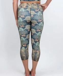 Flow Yoga Wear Pure Capri Leggings Eden Pure Capri Legging