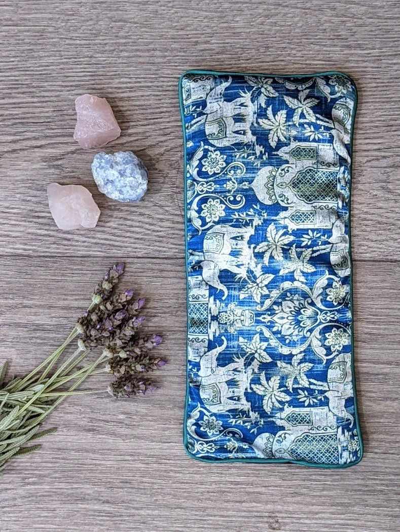 Flow Yoga Wear Flow Aromatherapy Eye Pillow ❇ FLOW HOME ❇ 7 Flow Yoga Wear Flow Aromatherapy Eye Pillow ❇ FLOW HOME ❇