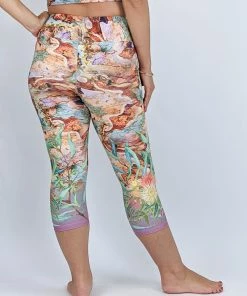 Flow Yoga Wear Eucalypt Pure Capri Legging