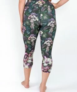 Flow Yoga Wear Flora Pure Capri Legging