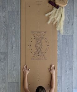 Flow Yoga Wear ❅ WINTER SALE ❅ Luxury Cork Fire Alignment Mat