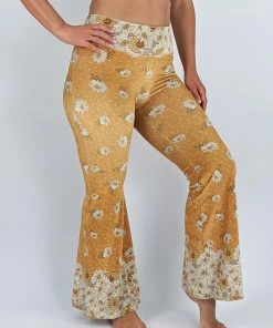 Flow Yoga Wear Flares Flower Child Velvet Flare