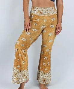 Flow Yoga Wear Flares Flower Child Velvet Flare
