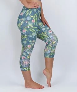 Flow Yoga Wear ⚘ AUSTRALIANA ⚘ Gum Blossom Pure Capri Legging