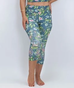 Flow Yoga Wear ⚘ AUSTRALIANA ⚘ Gum Blossom Pure Capri Legging