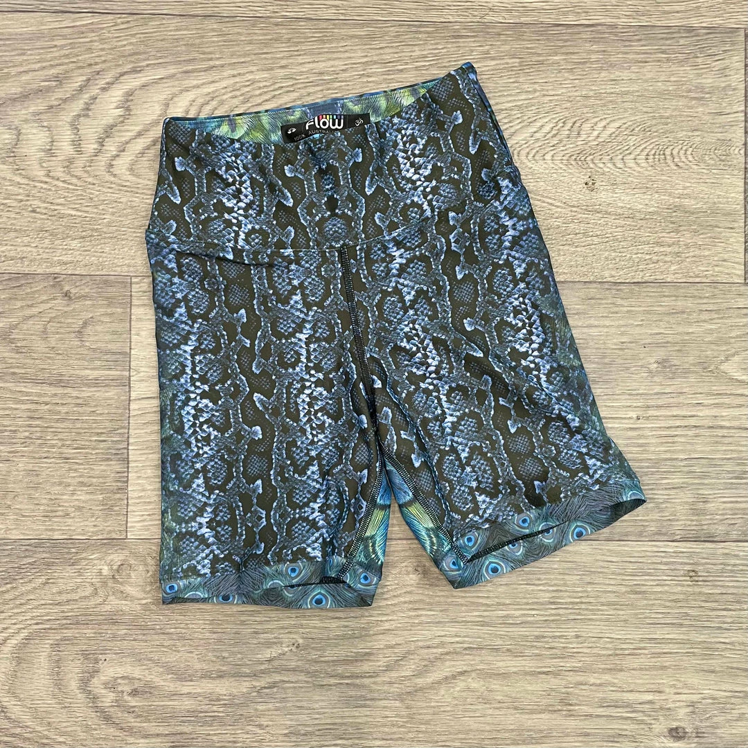 Flow Yoga Wear Sapphire Serpent Shortie Short XXS - XL 4 Flow Yoga Wear Sapphire Serpent Shortie Short XXS - XL