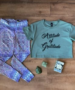 Flow Yoga Wear Gratitude Crop Tee ❅ WINTER SALE ❅ 7 Flow Yoga Wear Gratitude Crop Tee ❅ WINTER SALE ❅