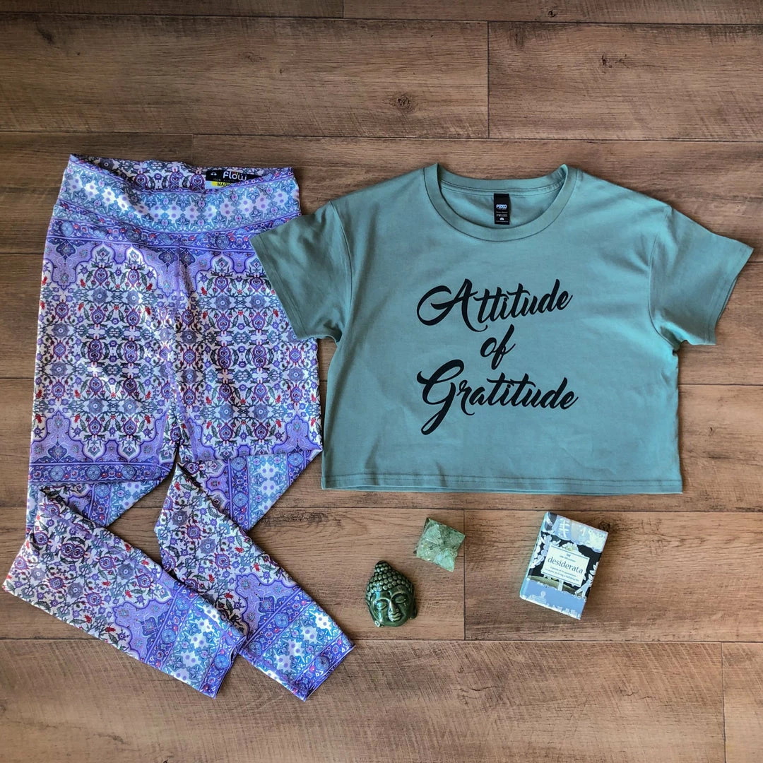 Flow Yoga Wear Gratitude Crop Tee ❅ WINTER SALE ❅ 5 Flow Yoga Wear Gratitude Crop Tee ❅ WINTER SALE ❅