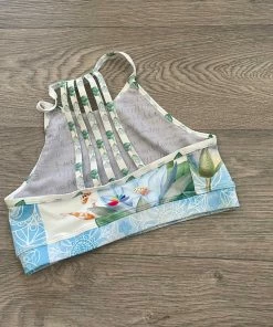 Flow Yoga Wear ❅ WINTER SALE ❅ Bloom S 10-12, M 12-14 Halter Crop Top