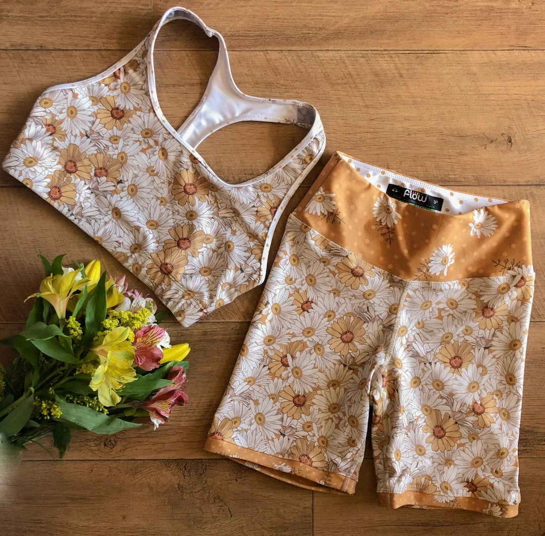 Flow Yoga Wear Flower Child Racer Croptop XXS, L 5 Flow Yoga Wear Flower Child Racer Croptop XXS, L