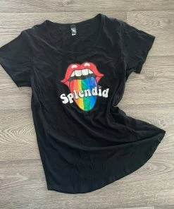 Flow Yoga Wear Splendid Tee XS, M, L ❅ WINTER SALE ❅