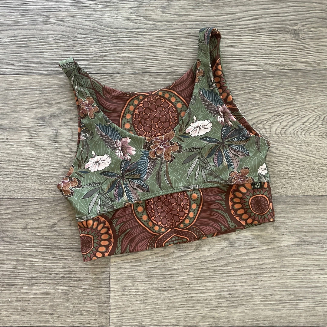 Flow Yoga Wear OUTLET Hideaway XS 8-10 Comfort Crop Top 4 Flow Yoga Wear OUTLET Hideaway XS 8-10 Comfort Crop Top