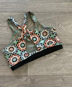 Flow Yoga Wear Kaleidoscope XS 8-10 Keyhole Crop Top 7 Flow Yoga Wear Kaleidoscope XS 8-10 Keyhole Crop Top