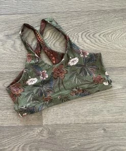 Flow Yoga Wear OUTLET Hideaway S 10-12 Keyhole Crop Top