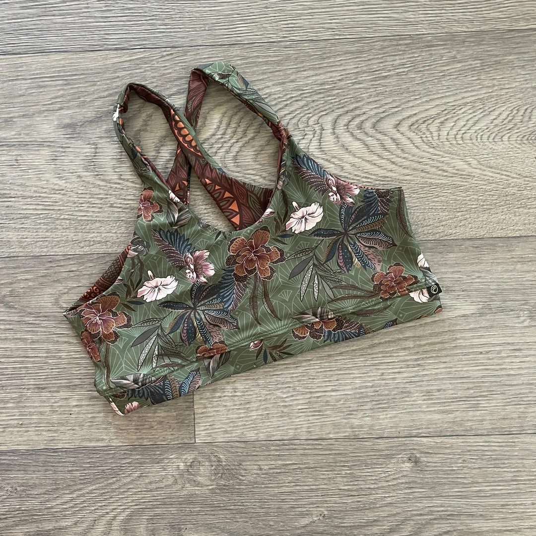 Flow Yoga Wear OUTLET Hideaway S 10-12 Keyhole Crop Top 4 Flow Yoga Wear OUTLET Hideaway S 10-12 Keyhole Crop Top