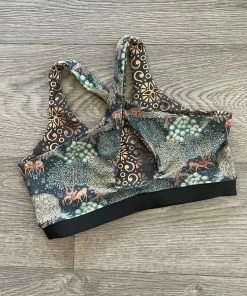 Flow Yoga Wear Eden S 10-12 Keyhole Crop Top