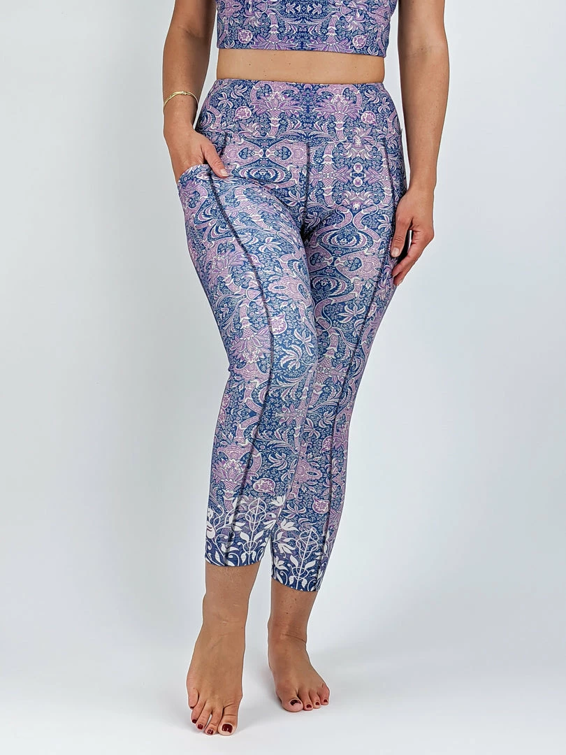 Flow Yoga Wear ❅ WINTER SALE ❅ Indian Summer Pocket 7/8th Legging XXS, 3XL 3 Flow Yoga Wear ❅ WINTER SALE ❅ Indian Summer Pocket 7/8th Legging XXS, 3XL