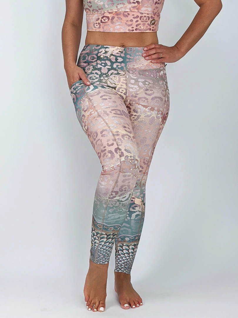 Flow Yoga Wear Luminous Pocket Full Legging ❅ WINTER SALE ❅ 3 Flow Yoga Wear Luminous Pocket Full Legging ❅ WINTER SALE ❅