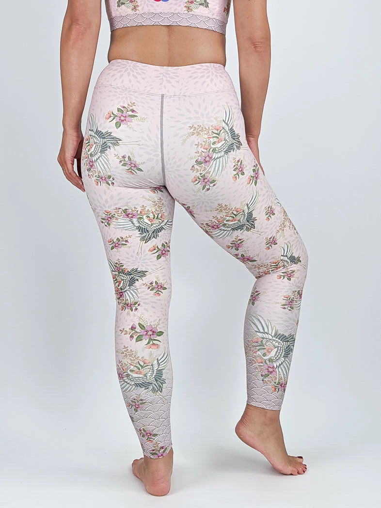 Flow Yoga Wear Lady Of The Cranes XXS Capri Legging ❅ WINTER SALE ❅ 5 Flow Yoga Wear Lady Of The Cranes XXS Capri Legging ❅ WINTER SALE ❅