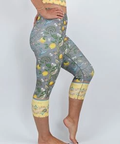 Flow Yoga Wear Lemon Orchard Pure Capri Legging