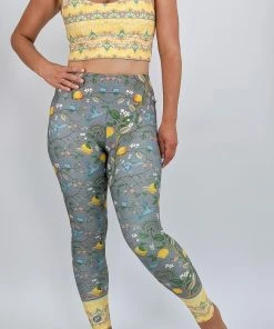 Flow Yoga Wear ❅ WINTER SALE ❅ Lemon Orchard Comfort Crop Top