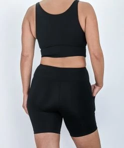 Flow Yoga Wear ❅ WINTER SALE ❅ Midnight Black Comfort Crop Top