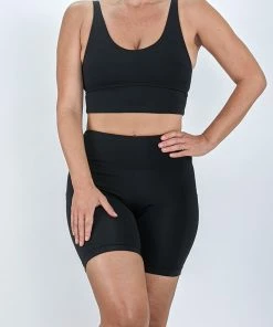 Flow Yoga Wear Midnight Black Compression Pocket Shortie