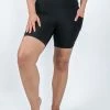 Flow Yoga Wear Midnight Black Compression Pocket Shortie