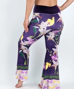 Flow Yoga Wear Orchid Velvet Flare