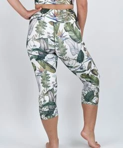 Flow Yoga Wear ❅ WINTER SALE ❅ Paradise Pure Capri Legging