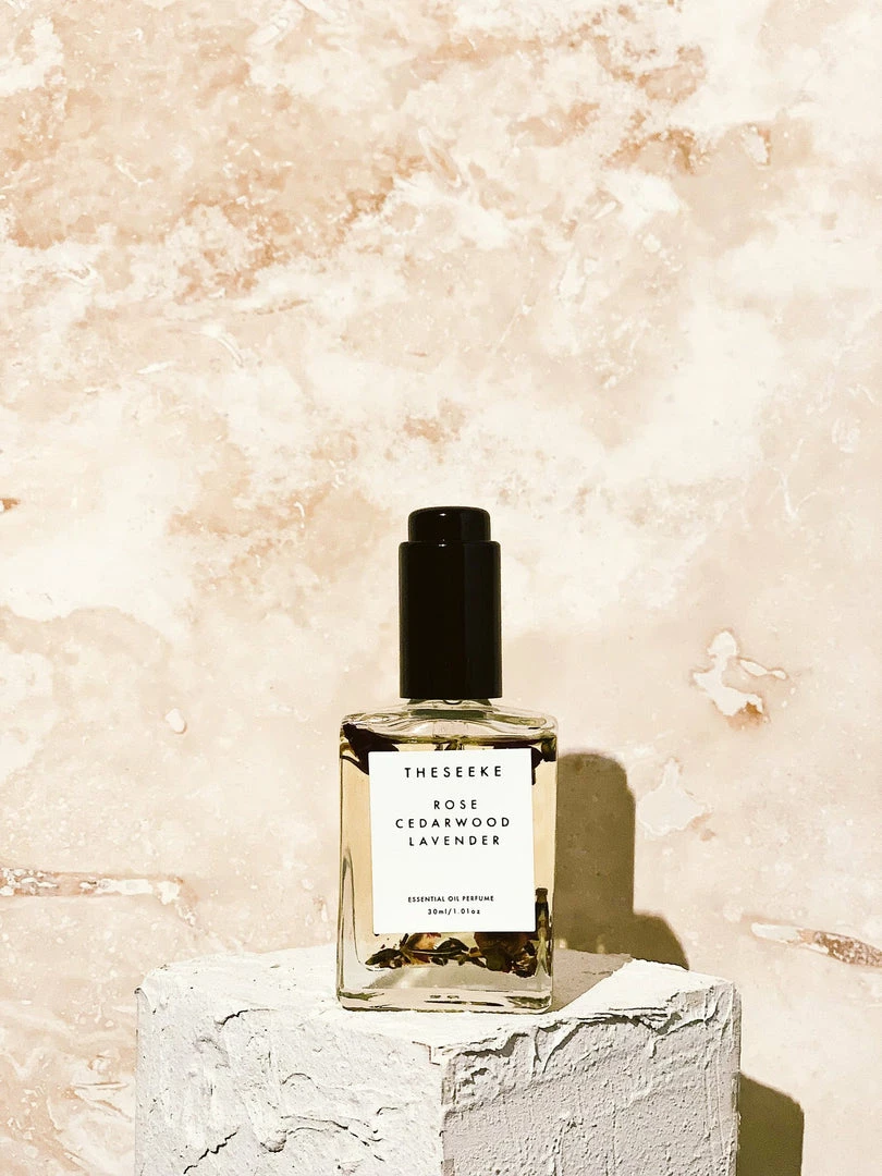 Flow Yoga Wear Rose Cedarwood Lavender Fragrance Oil 4 Flow Yoga Wear Rose Cedarwood Lavender Fragrance Oil