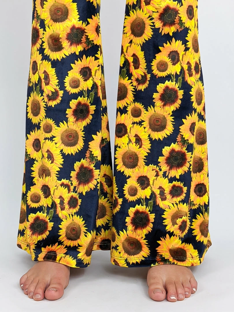 Flow Yoga Wear Sunflower Velvet Flare ♁ NEW ♁ 6 Flow Yoga Wear Sunflower Velvet Flare ♁ NEW ♁