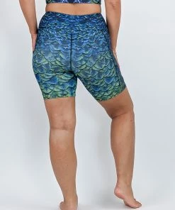 Flow Yoga Wear ❅ WINTER SALE ❅ Sapphire Serpent Pocket Shortie