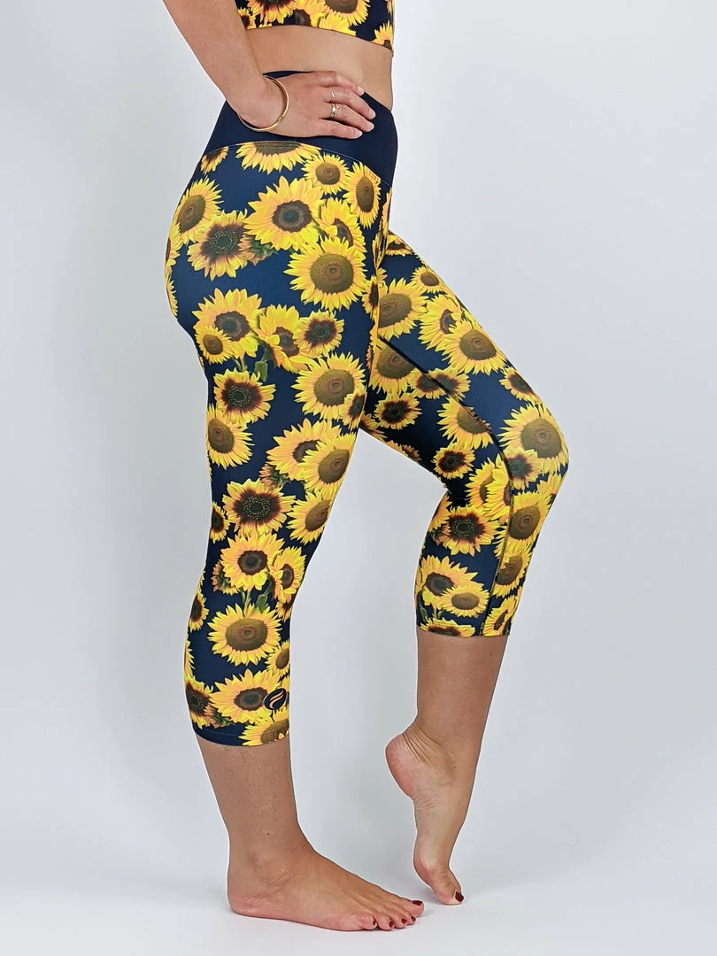 Flow Yoga Wear Sunflower Capri Legging 3XL 4 Flow Yoga Wear Sunflower Capri Legging 3XL